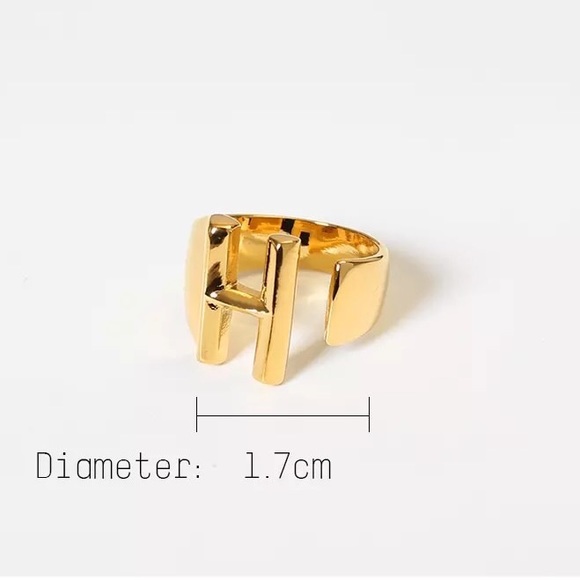 Retro Chic | Blogger Fav Gold Initial Letter Ring - Picture 5 of 6